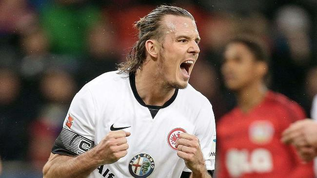 逐步缩小与 逐步缩小与