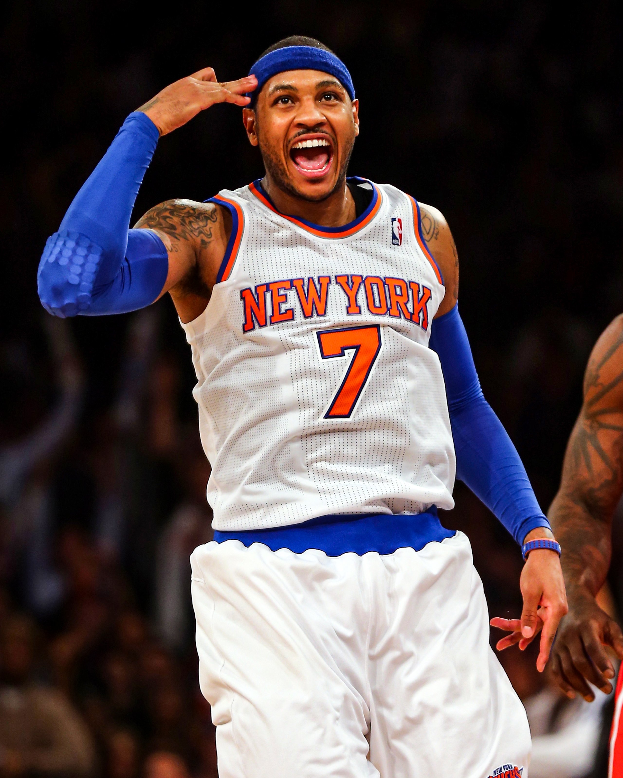 利是伊镇团 利是伊镇团