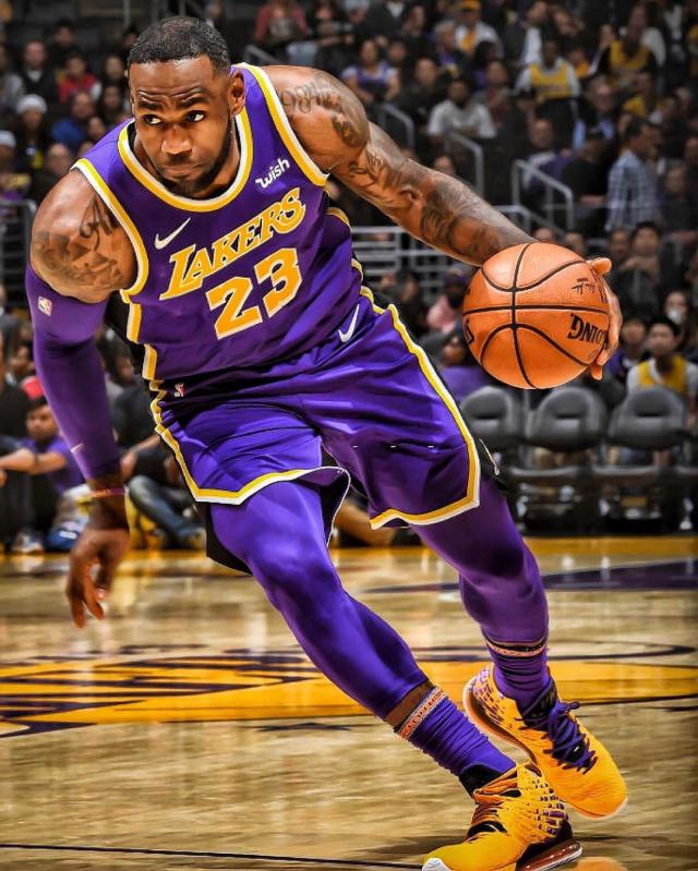 保证团战里 保证团战里